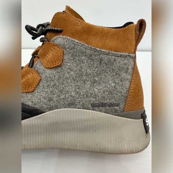 Sorel Women's Out N About IV Classic Waterproof Boots - 9 - Picture 2 of 11